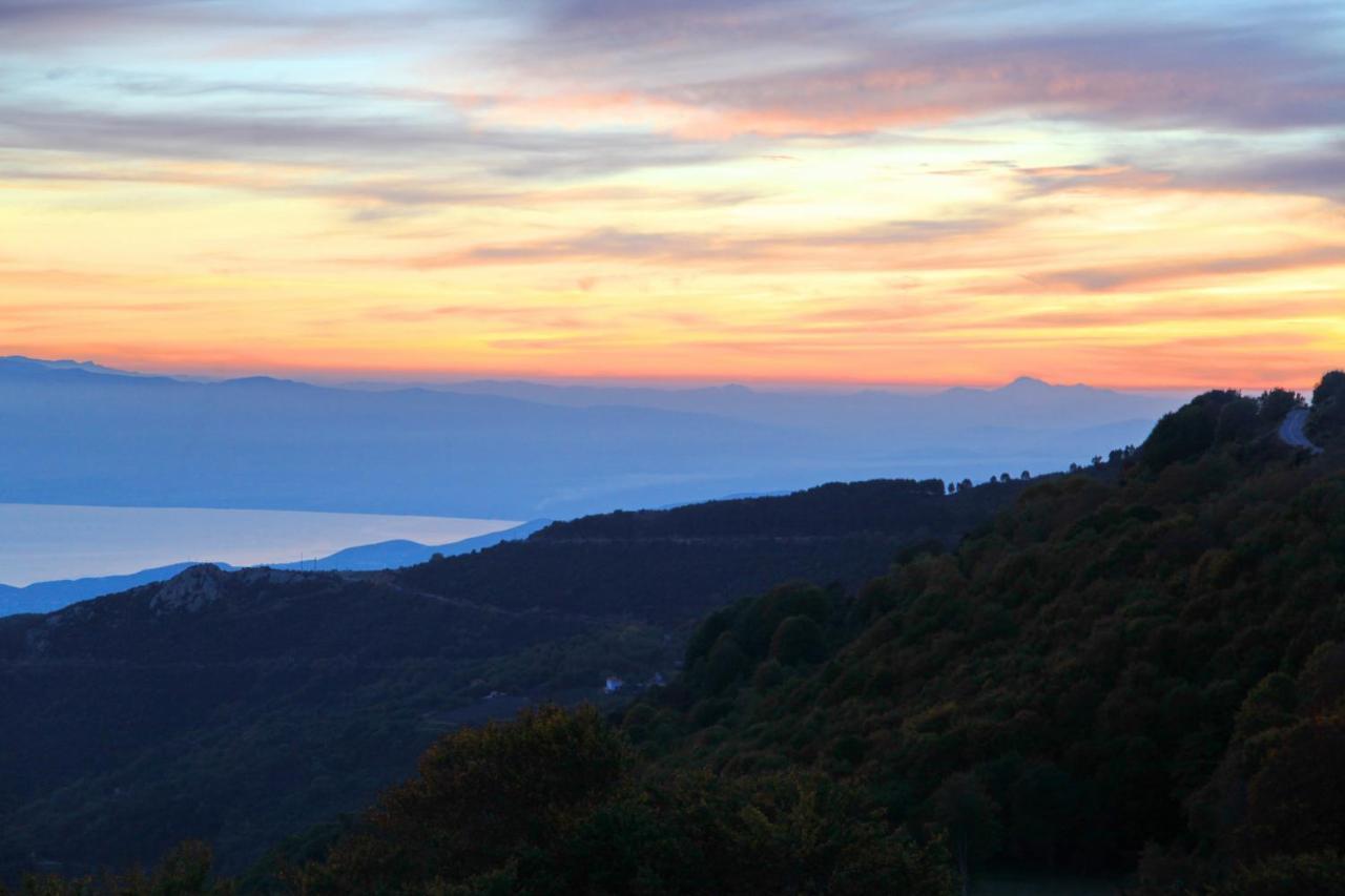 Tasia Mountain Hotel Chania  Bagian luar foto