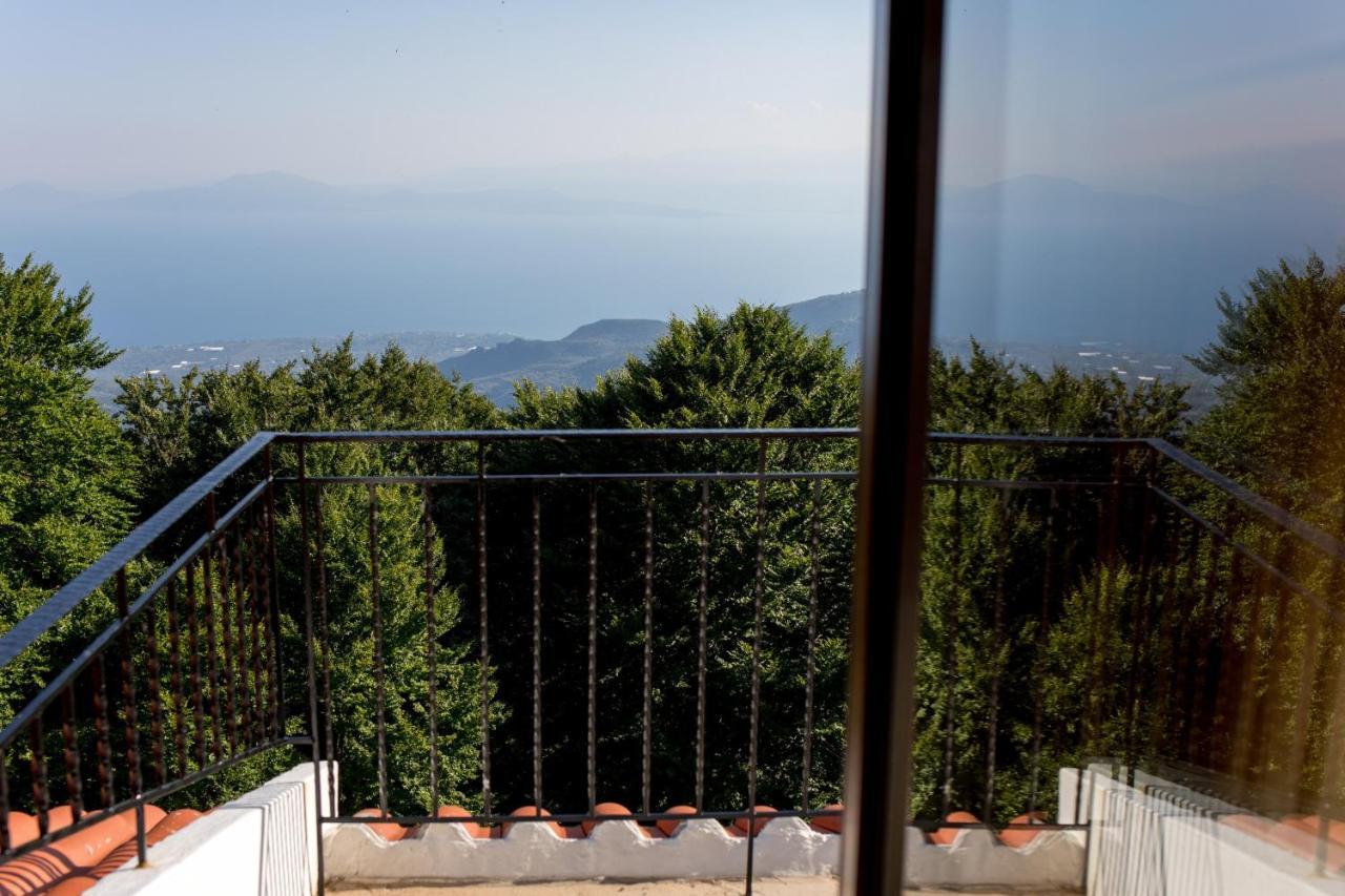 Tasia Mountain Hotel Chania  Bagian luar foto