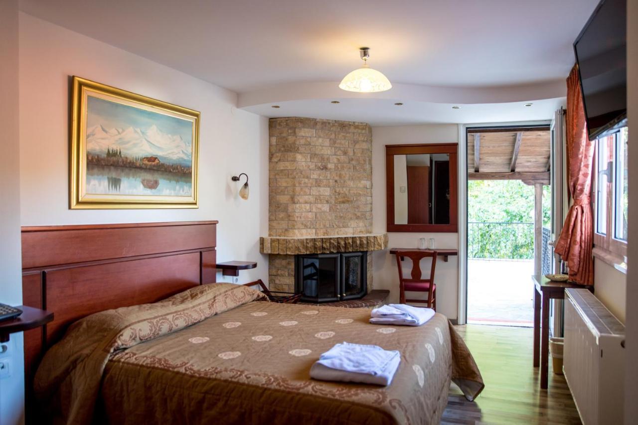 Tasia Mountain Hotel Chania  Bagian luar foto