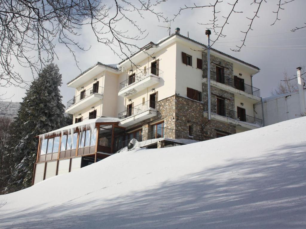 Tasia Mountain Hotel Chania  Bagian luar foto